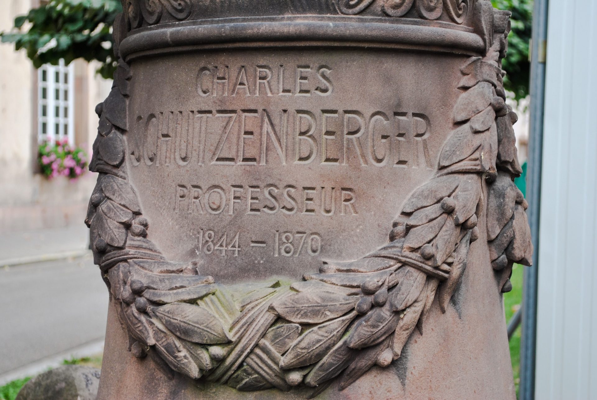 Charles%20Schutzenberger%27s%20monument%2C%20Strasbourg%20%28by%20Virginia%20Gregorio%29%20%284%29.jpg